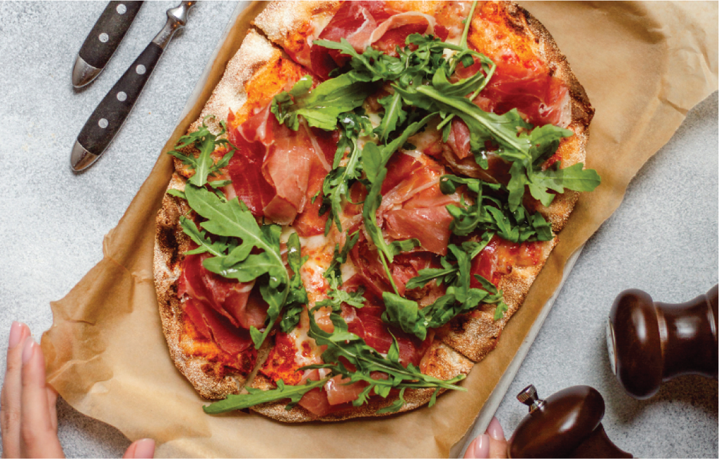 Wholegrain Pizza with Spinach, Tomato, and Prosciutto – A Diabetes-Friendly Recipe
