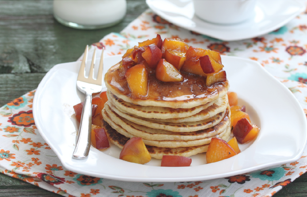 Wholemeal Pancakes with Cinnamon Peaches