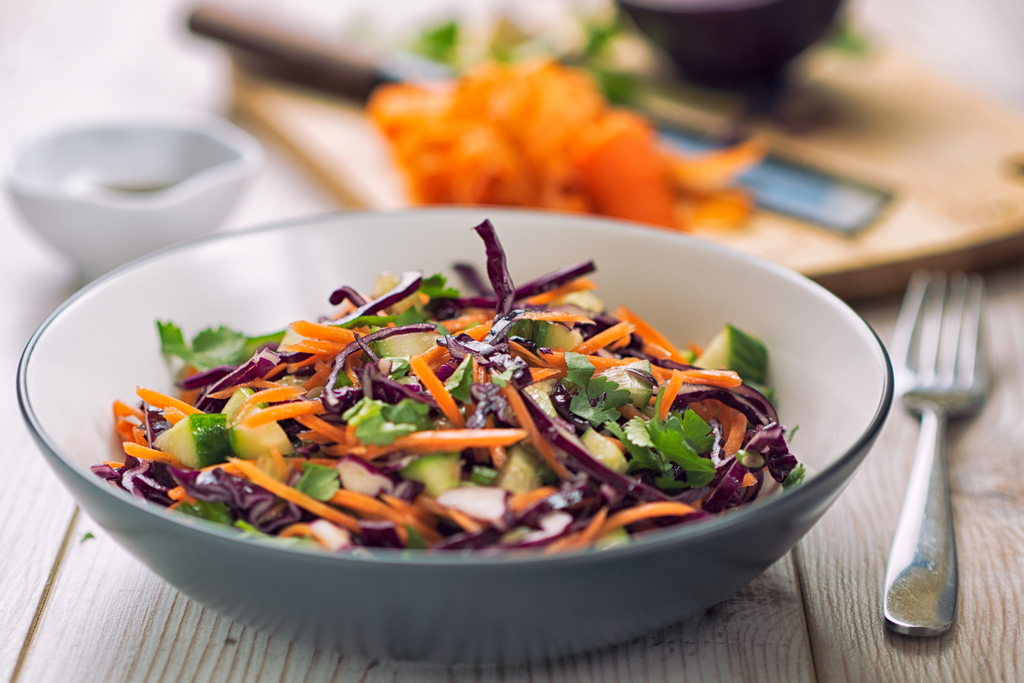 Low-Carb Chinese Slaw with Red Cabbage – Diabetes-Friendly Recipe