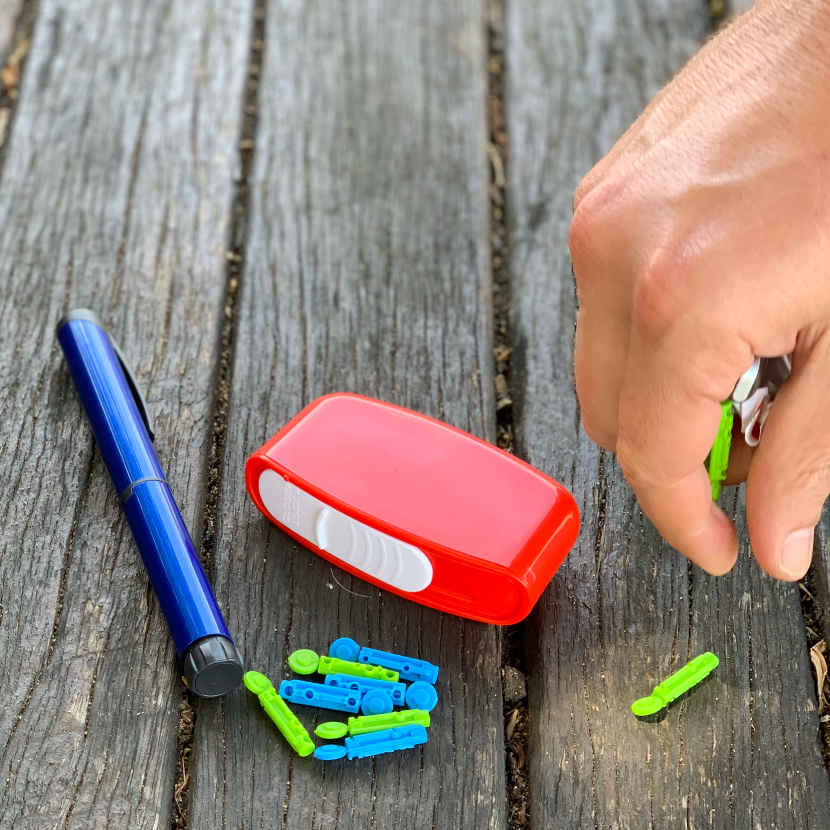 Glucology™ Lancing Starter Kit | Pen & Lancets